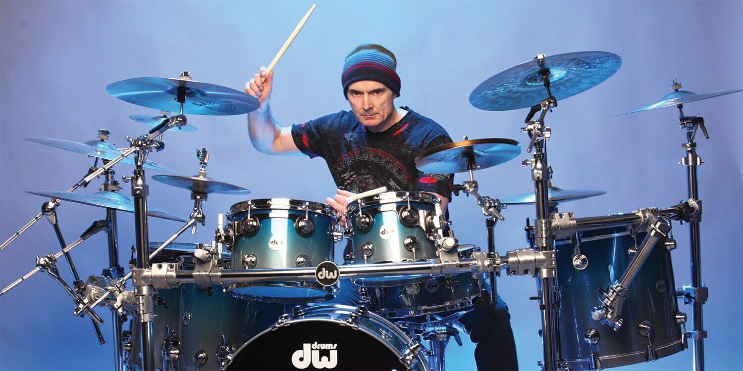 Virgil Donati behind his DW Collector's set with Sabian cymbals and Vater Assault sticks
